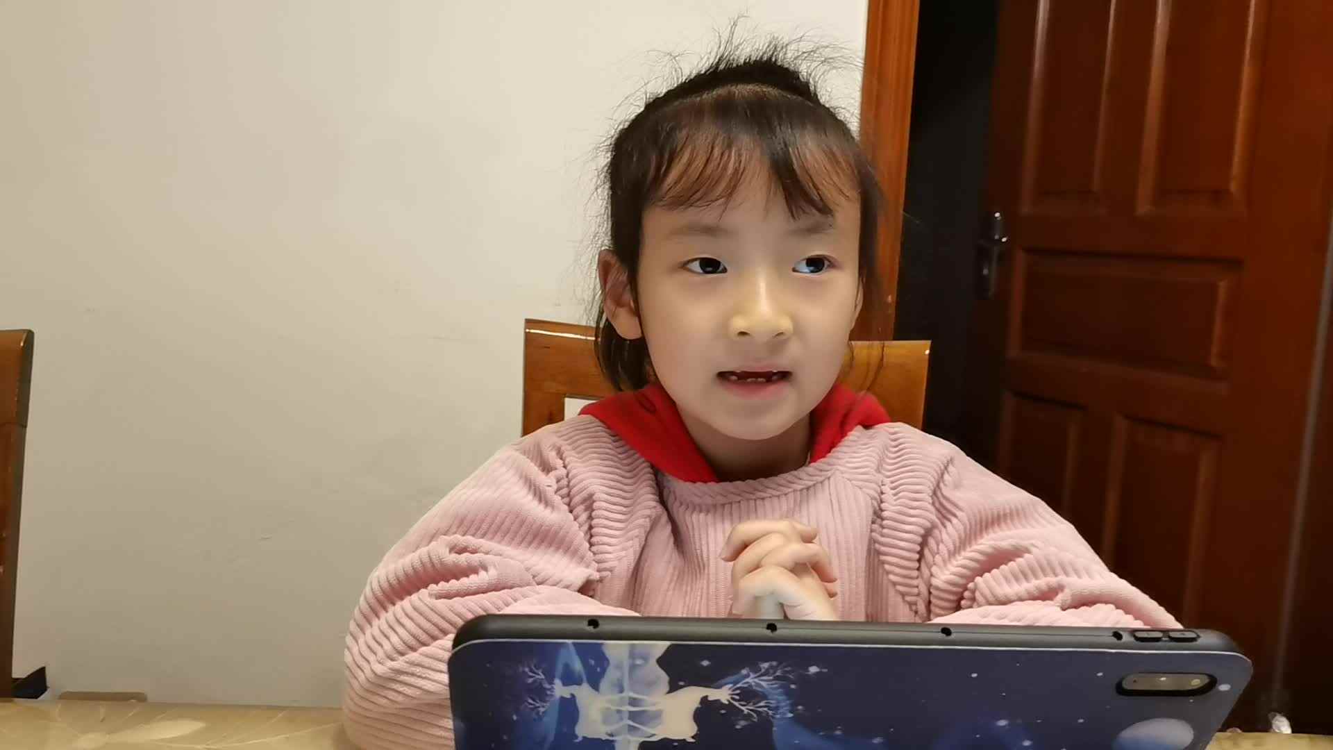 ⁣⁣⁣⁣2023级B班余梓萌20230329闯关练习鲨鱼英语