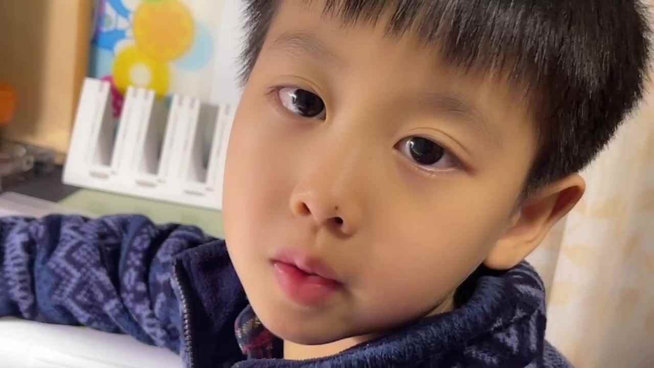 ⁣2023级B班20230315吴艺轩闯关练习-指读《学前识字及阅读》15-17页