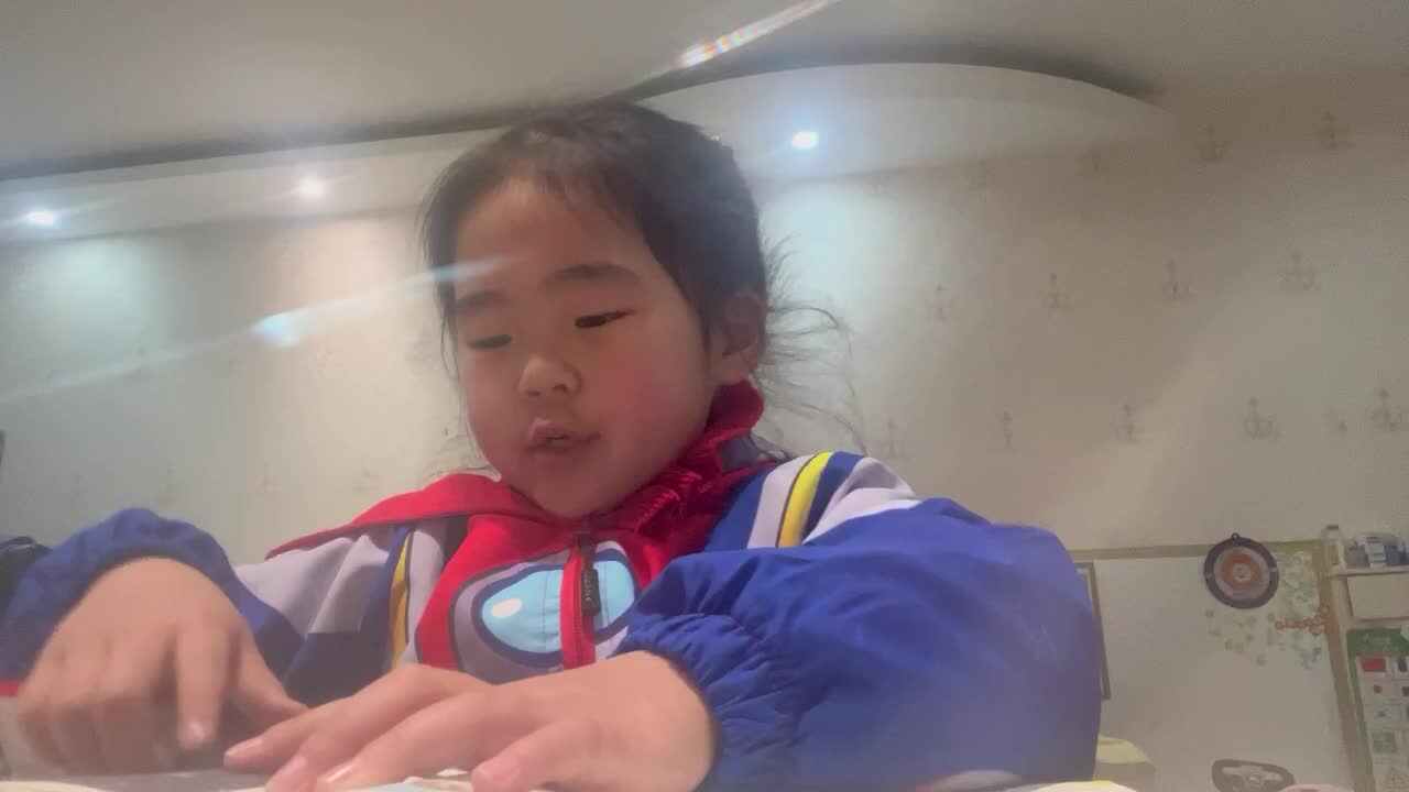 2023.03.02指读《弯弯的月亮小小的船》.MOV