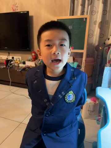 70066237186__296896A8-28CA-4CBC-9A30-0E75CEF5C46D.MOV