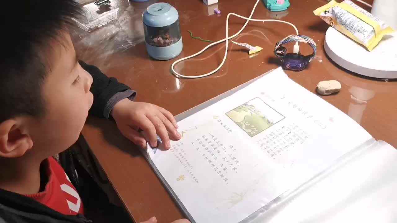 指读17-18页.MOV