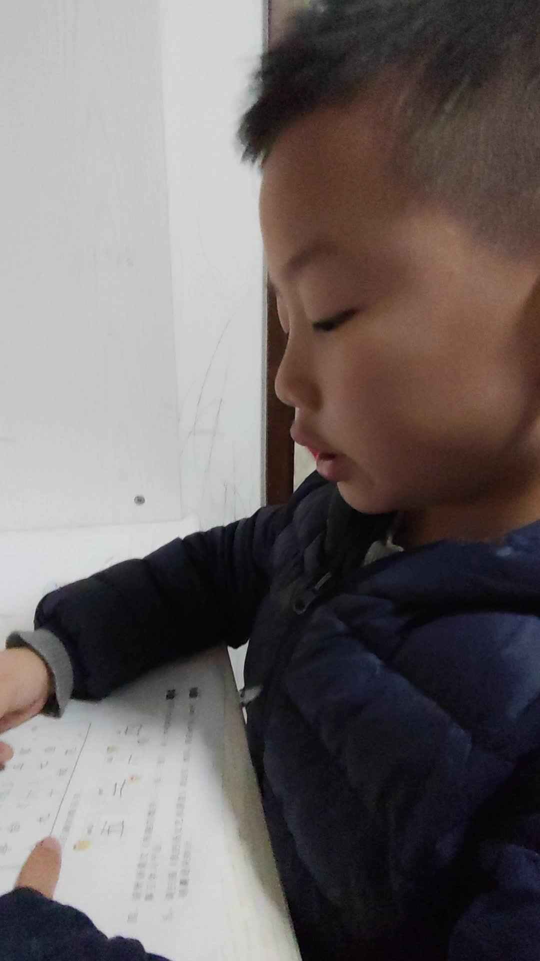 实验1班徐梓睿.mp4