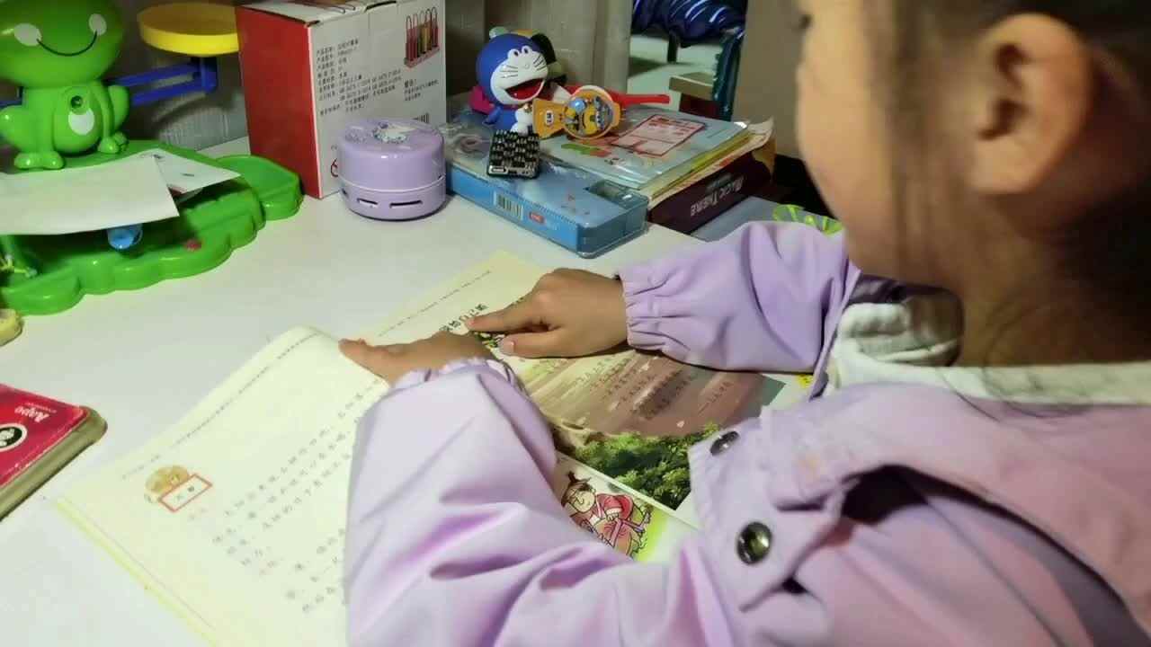 4.24屠钰婷指读诗歌《说给自己听》.MOV