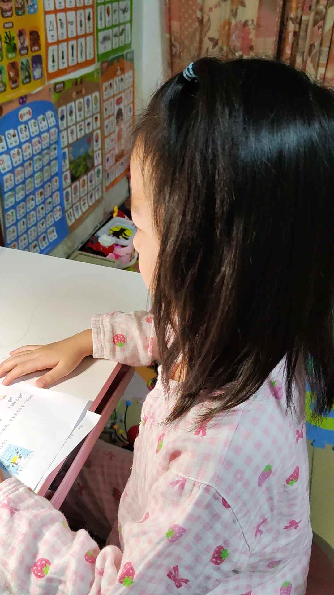 鲨鱼英语  三只小猪.mp4
