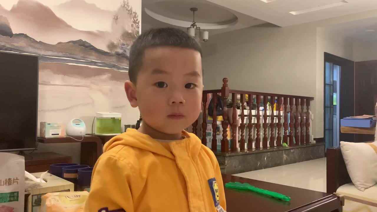 古诗《草》.MOV