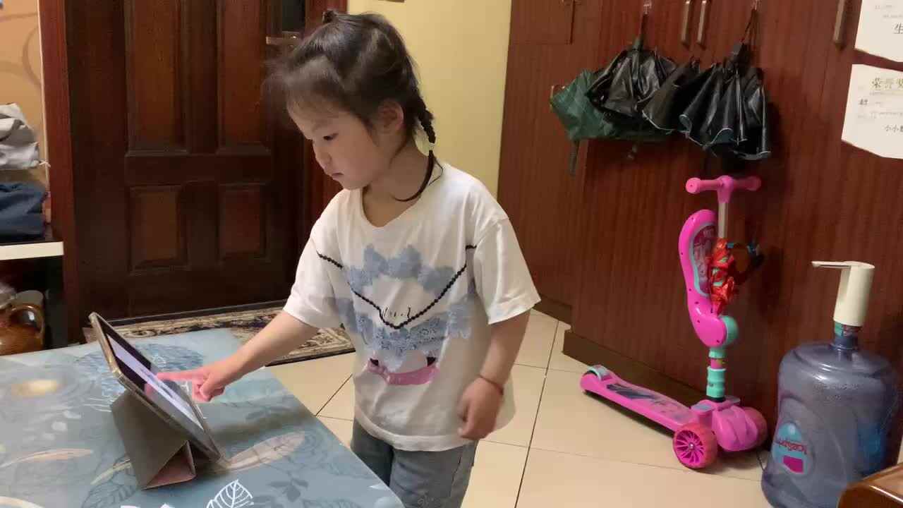 开心恐龙舞