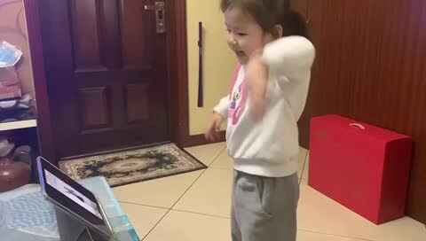 开心恐龙舞