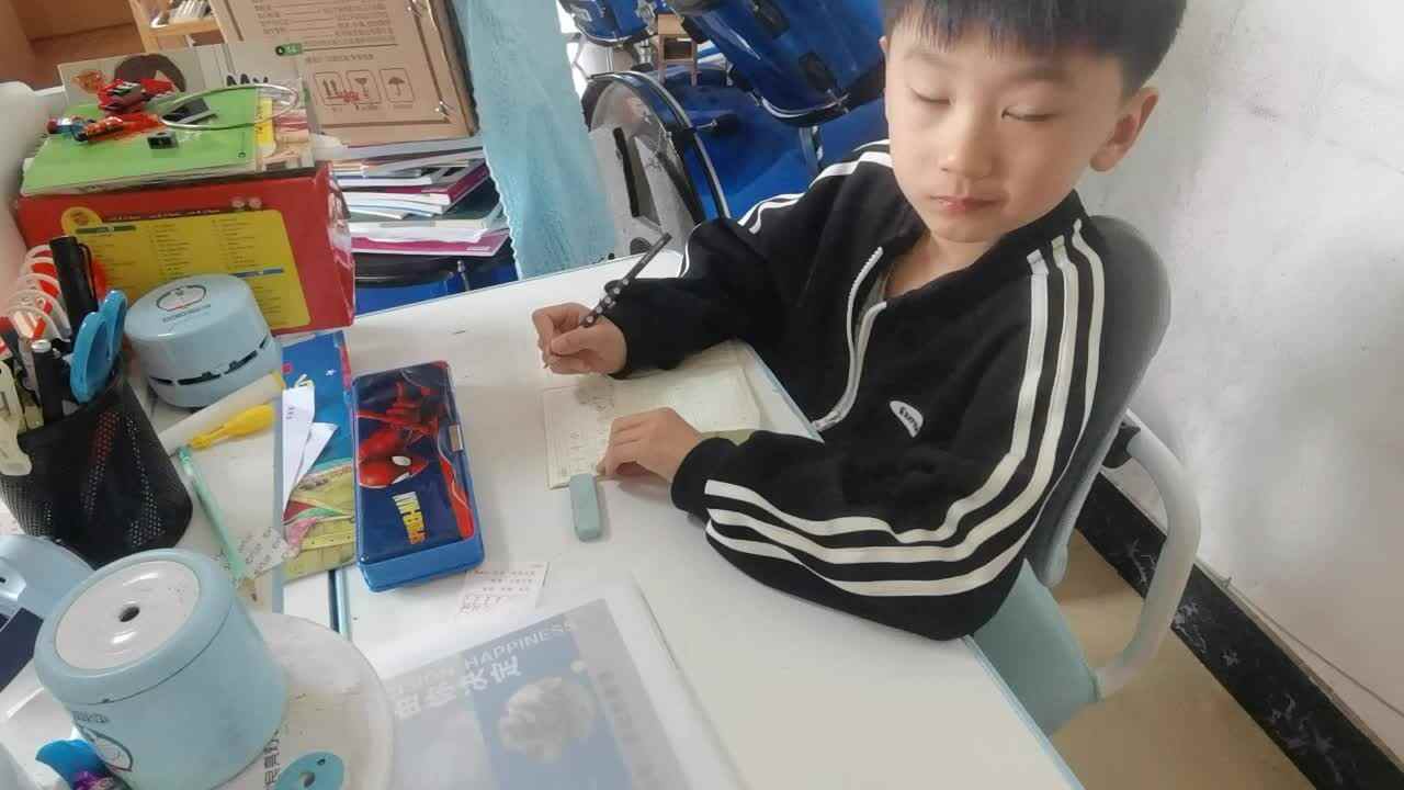 2023级学b班刘梓浩闯关练习.mp4