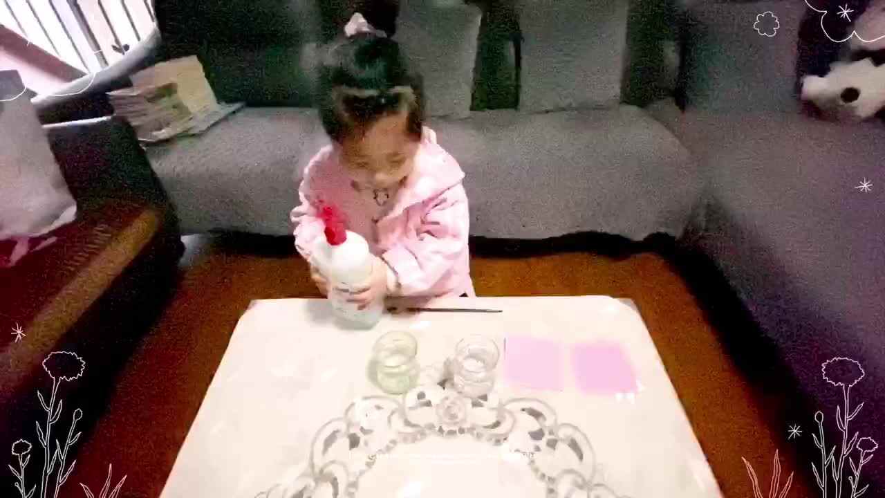 科学实验：调皮的纸团/练习踏步与口号