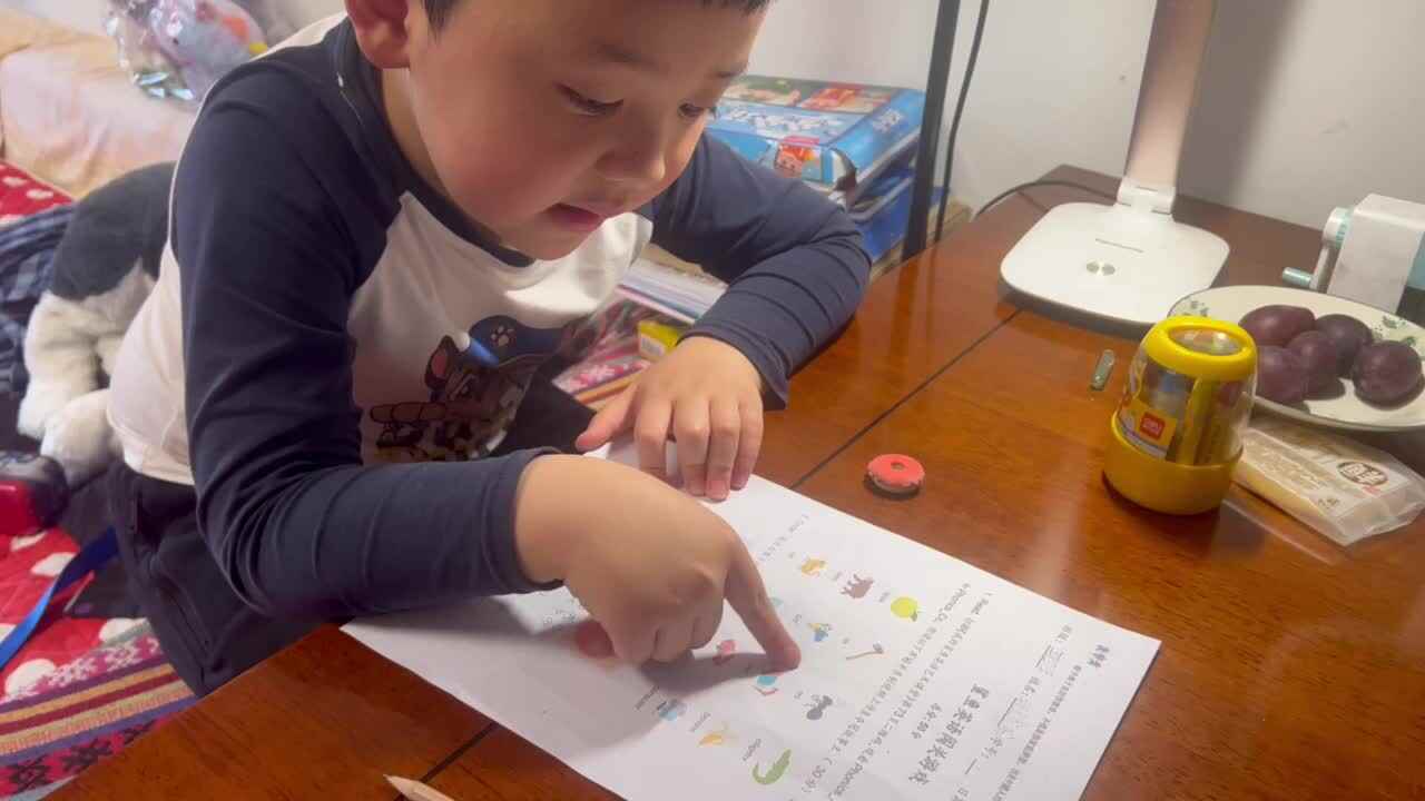 2023级学前B班郑理瀚20230414闯关练习.MOV