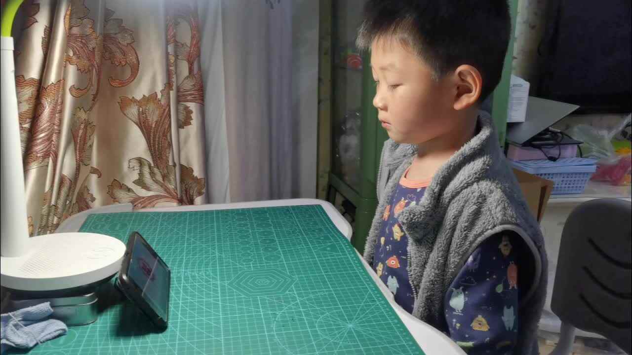 观看视频 在游乐场.mp4