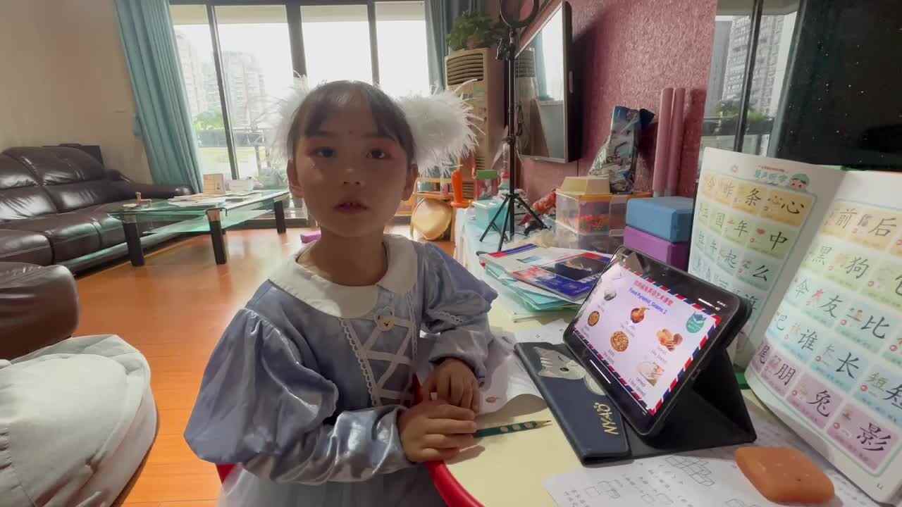 2023级实验2班段舒婷20230422闯关练习.MOV