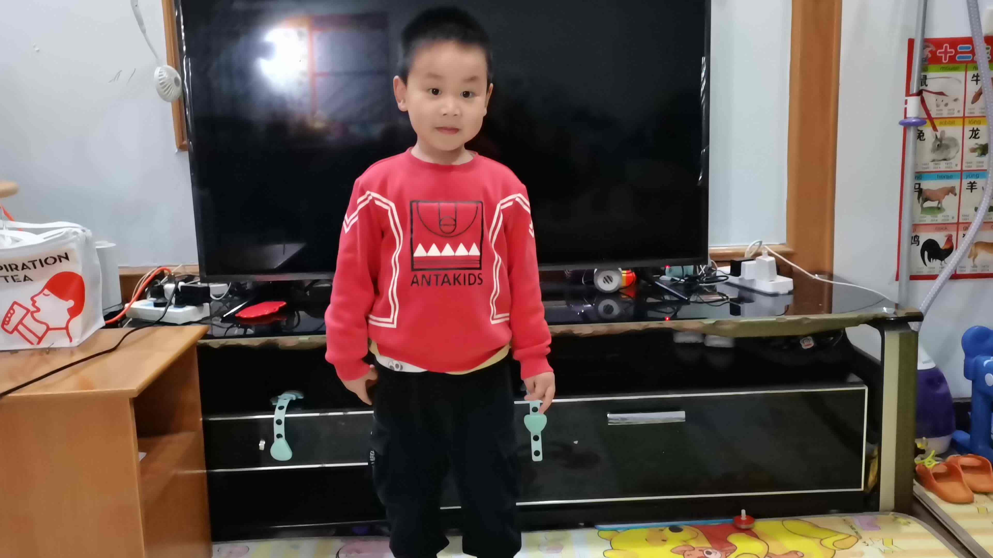 2023.4.24闯关练习《开心恐龙舞》