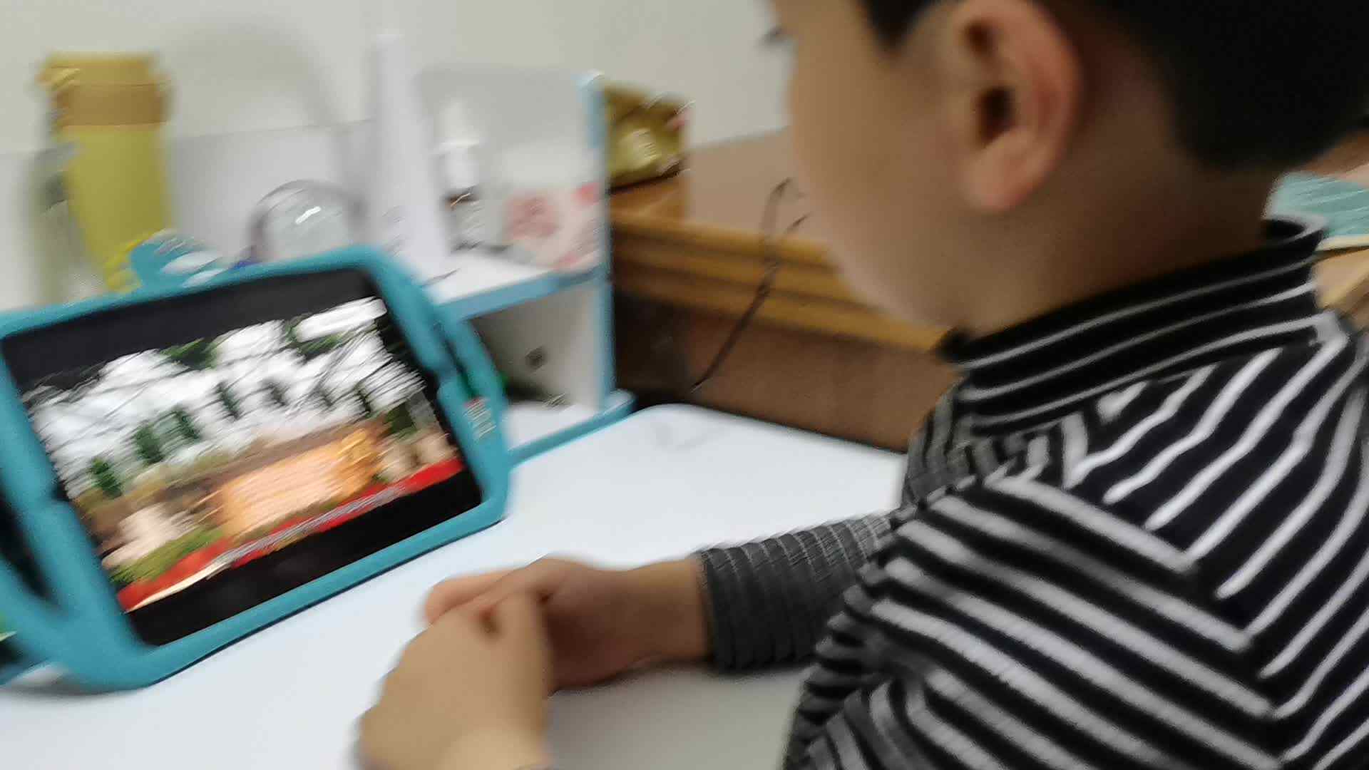 ⁣⁣⁣⁣⁣⁣4月1日昌奕乐观看《中国蔬菜博物馆》视频