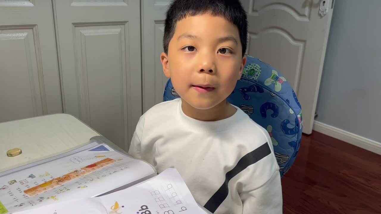 2023级学期B班20230412苏梓墨闯关练习.MOV