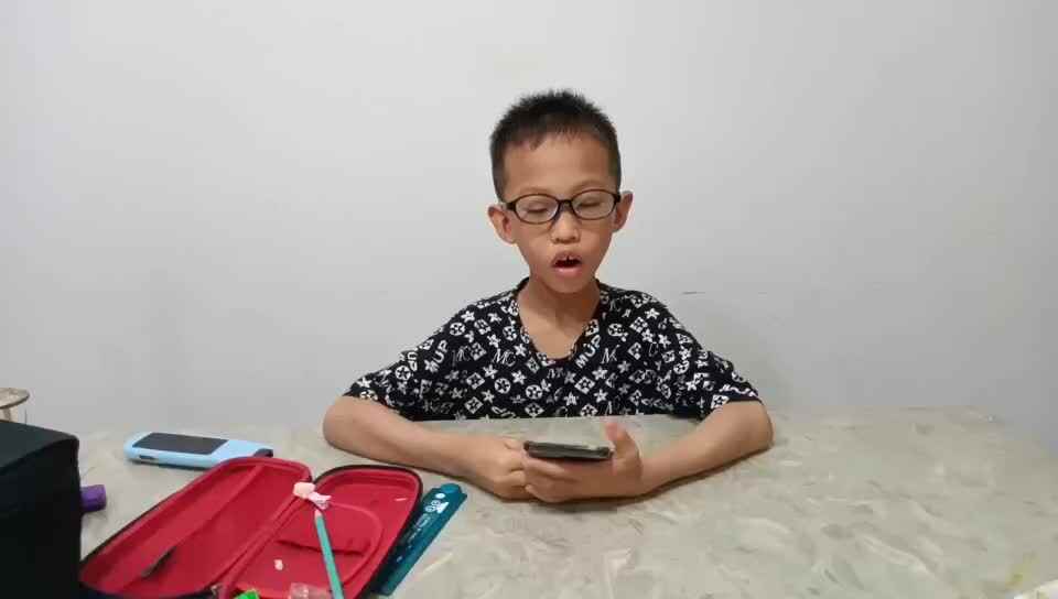 2023级学B班张梓乐20230519，完成鲨鱼英语游戏单
