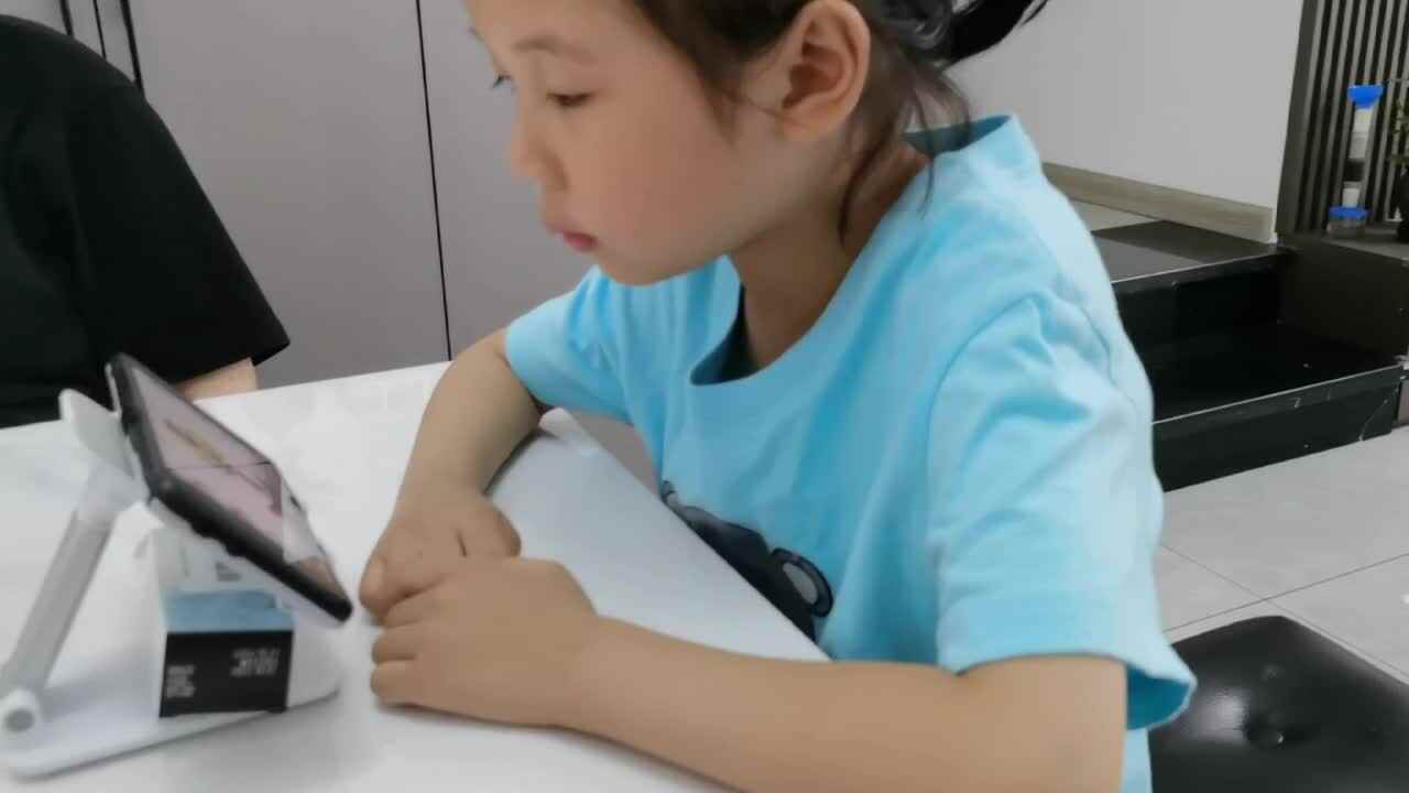 4.28 王偲然 ⁣观看英语儿歌：《vegetable Song》