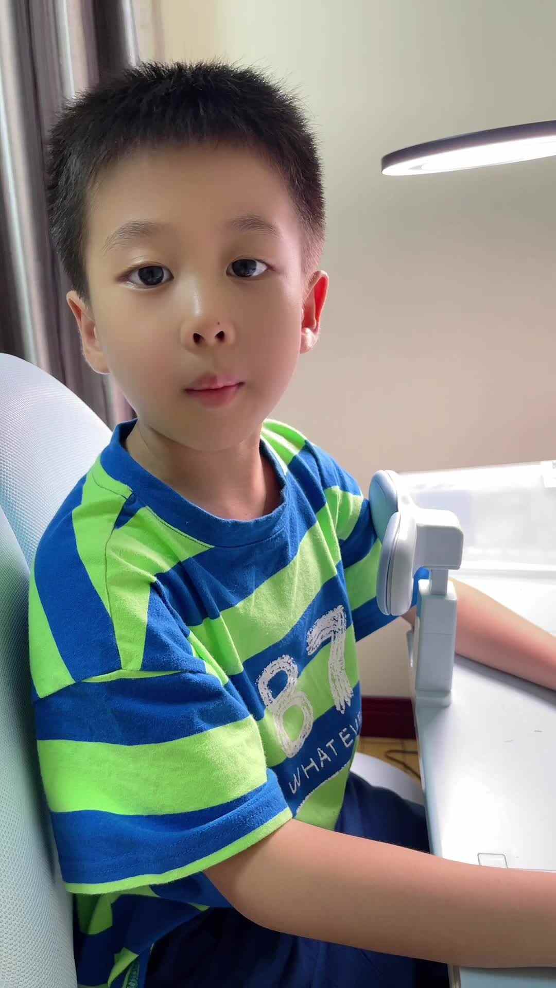 ⁣2023级B班20230531吴艺轩闯关练习-鲨鱼英语