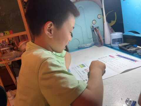70558659260__395B4C07-7A4B-4EC0-A145-882D6548AB2C.MOV