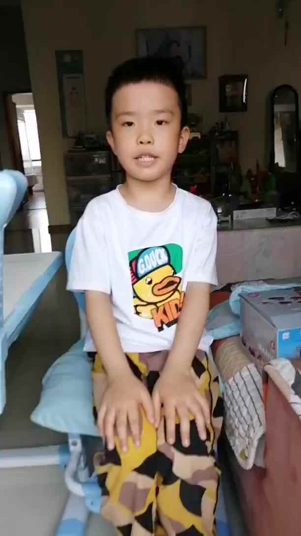 背诵课文《学比较》2023.5.5