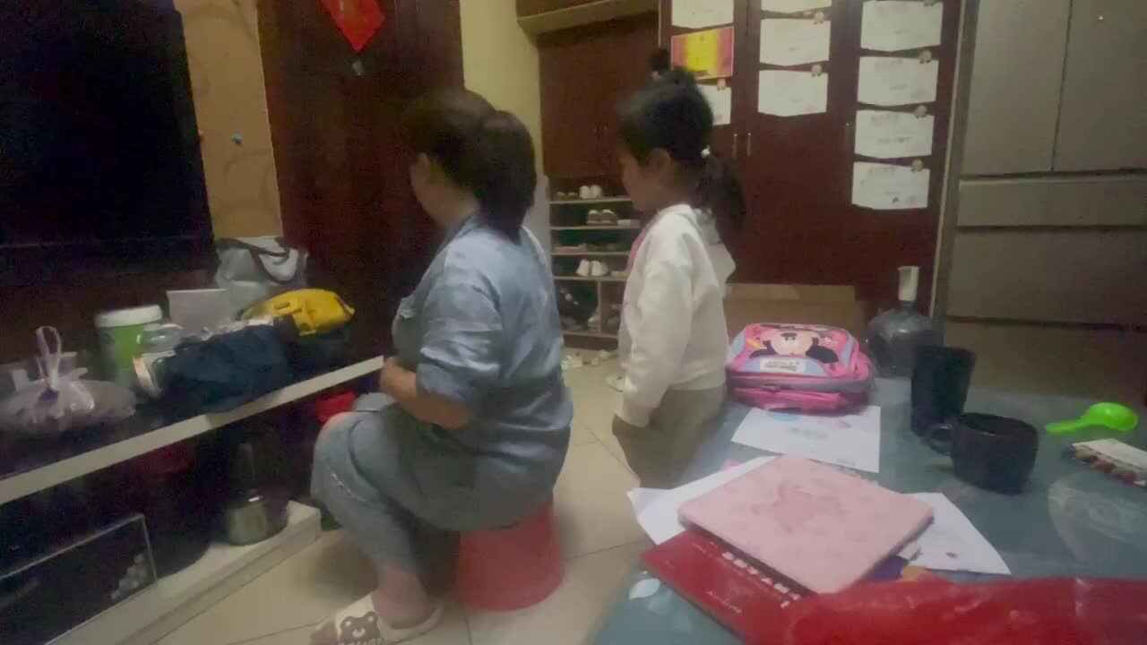 给妈妈捶背