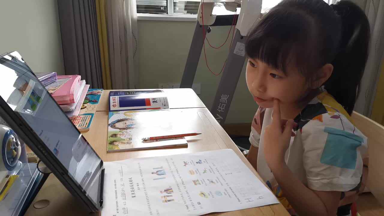 2023级B班徐瑾歆闯关练习20230528鲨鱼英语.mp4