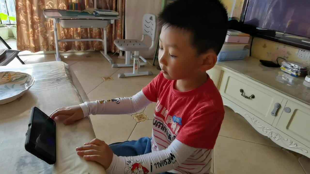 观看My Sister Song