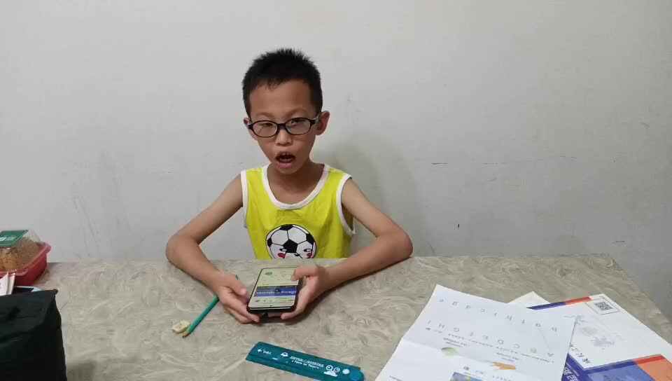 2023级学B班张梓乐20230531，完成鲨鱼英语游戏单