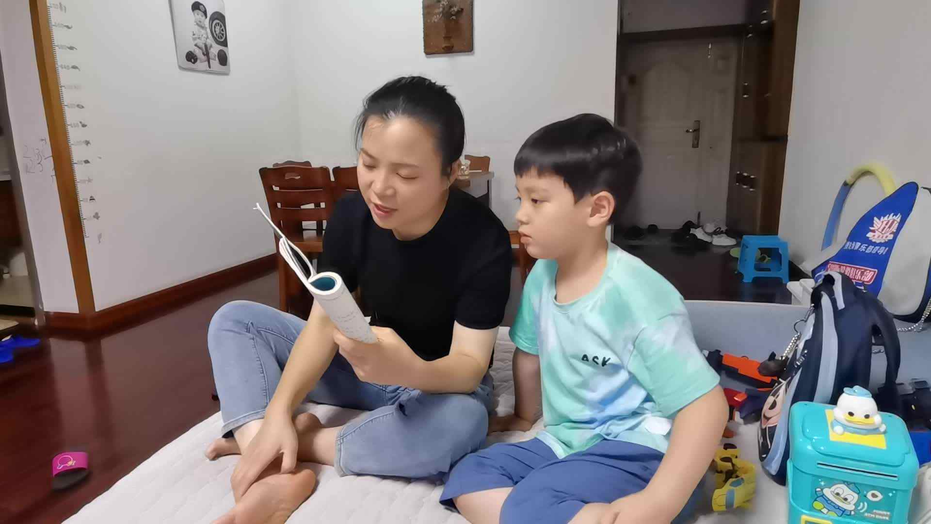 ⁣6月12日昌奕乐读《飞上天的小恐龙》