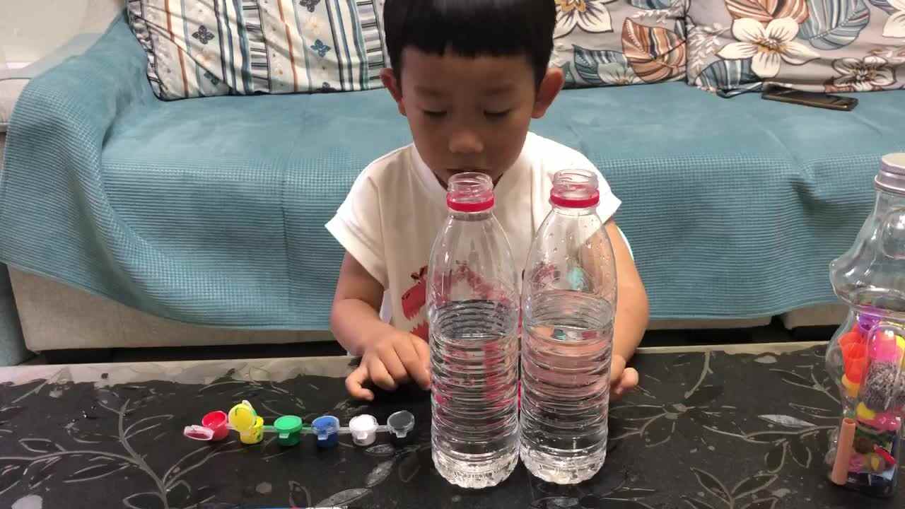 实验：颜色变变变