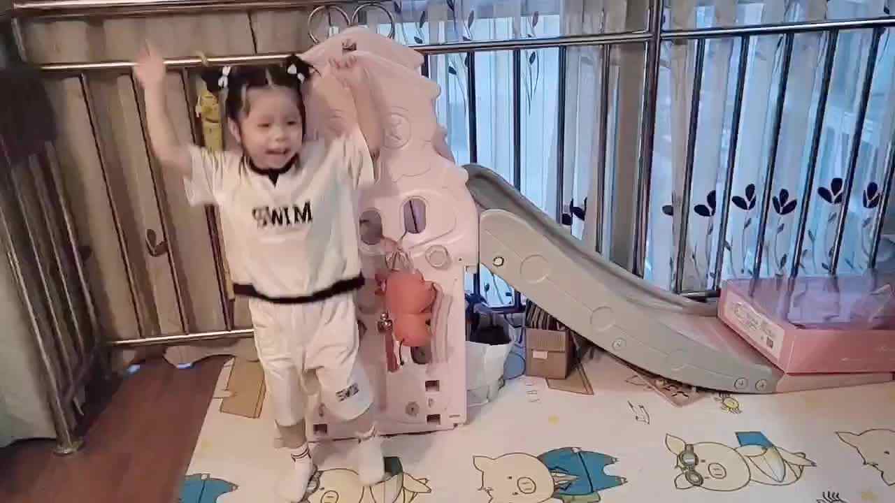 《大手牵小手》/穿脱鞋子
