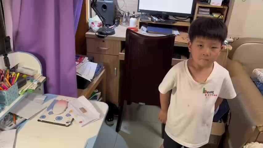 2023级学B班邱潇然20230614演讲+故事