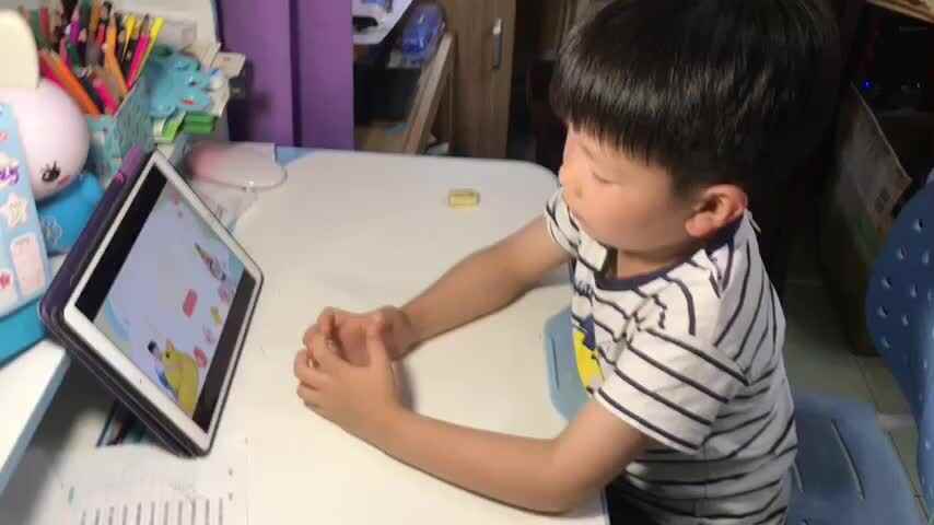 2023级学B班邱潇然20230613演讲故事