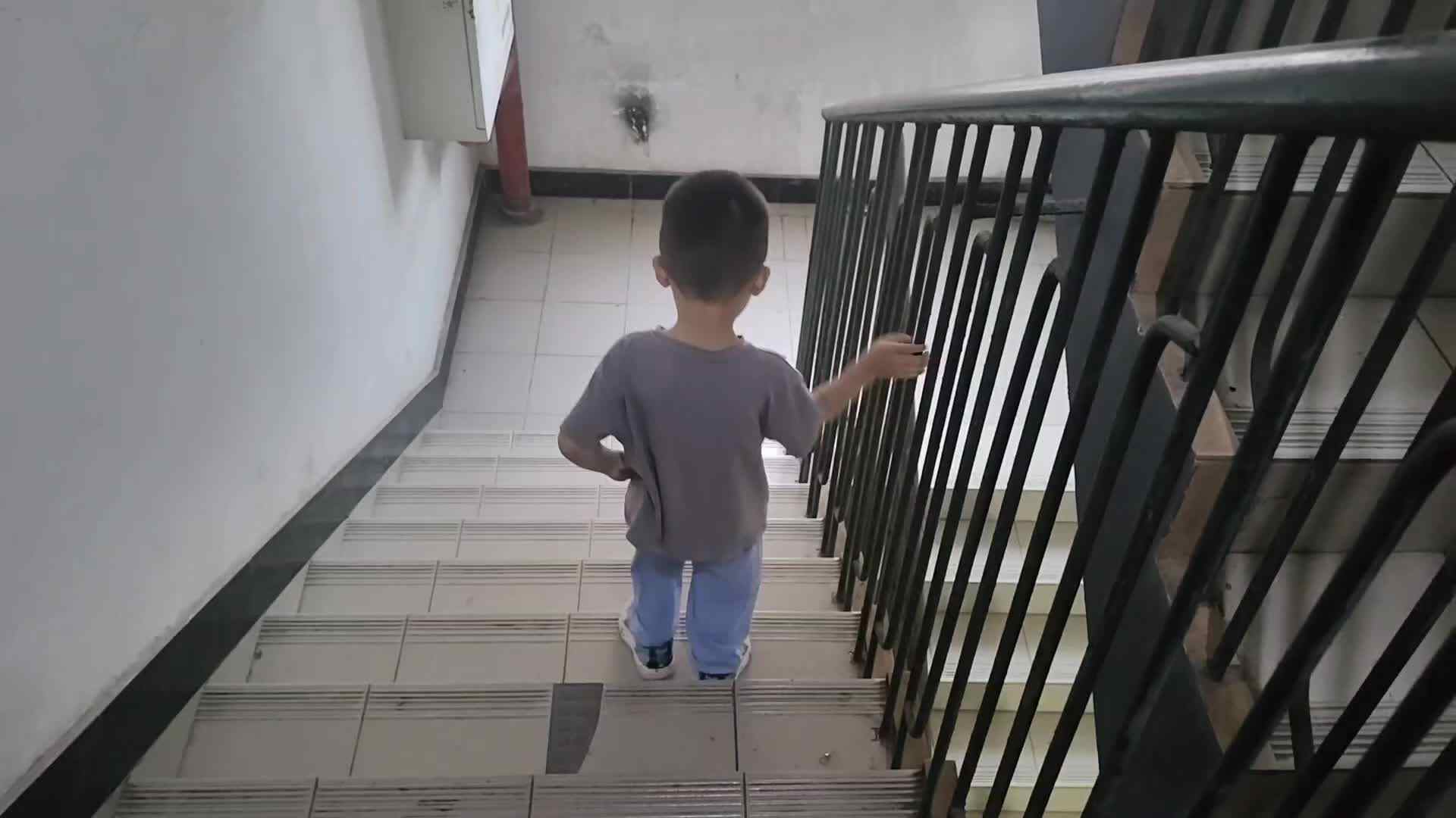 练习爬楼梯
