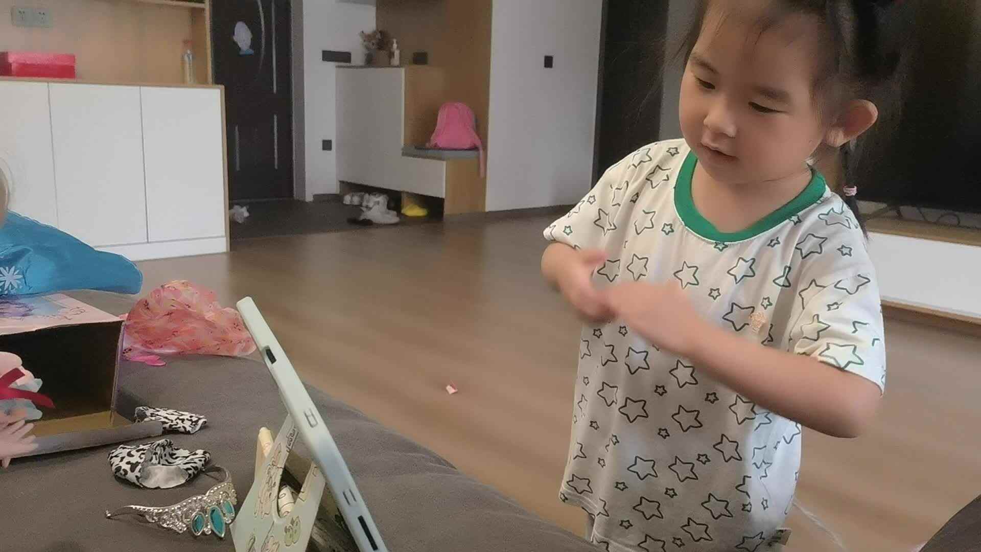 大手牵小手.mp4