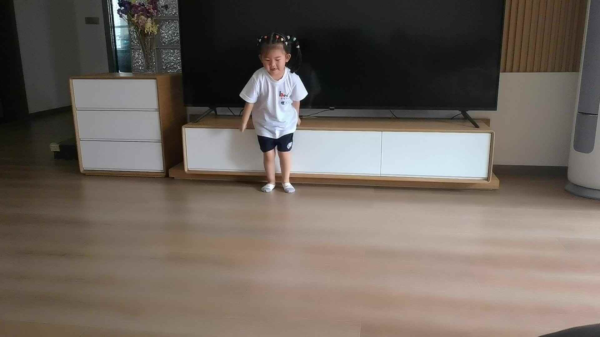 6.19立定跳远.mp4