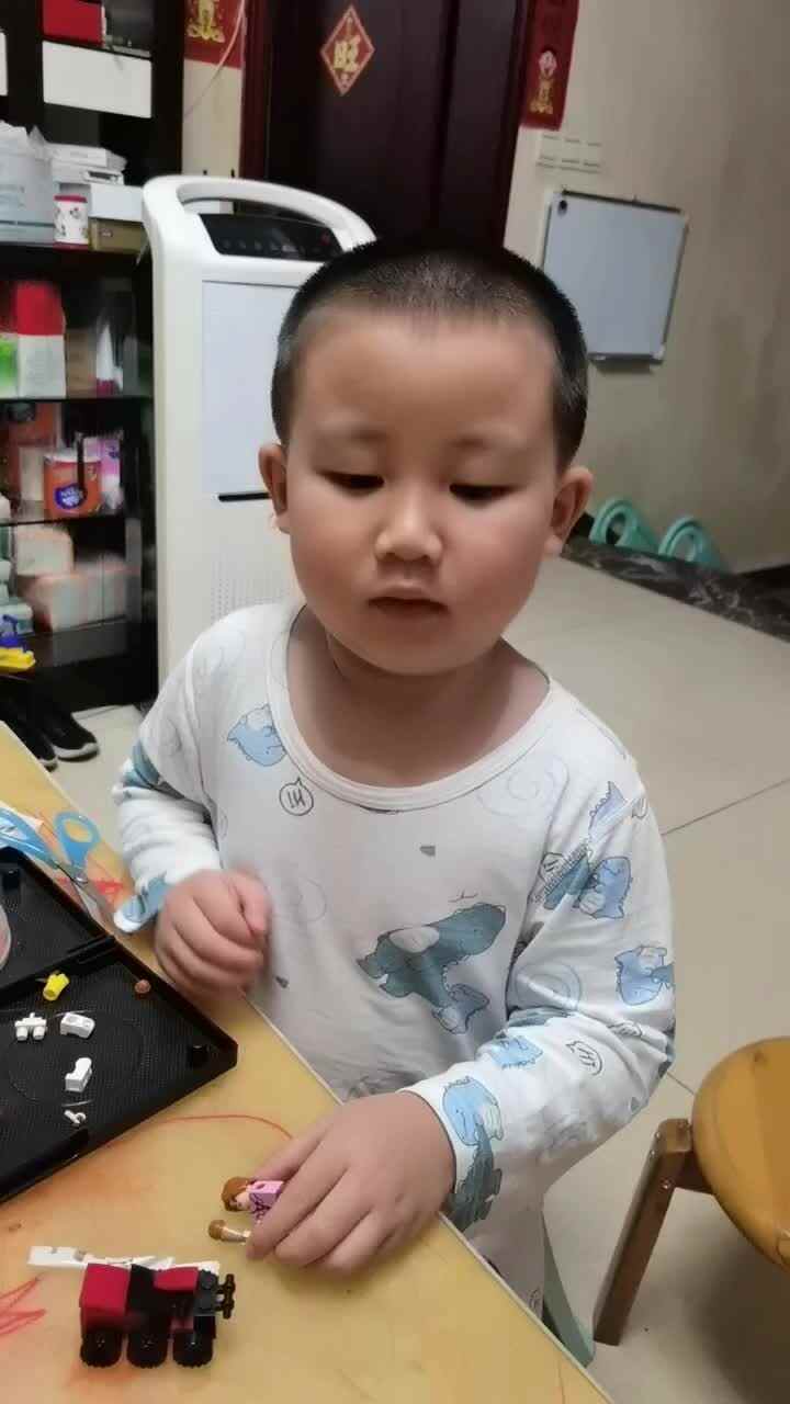 wx_camera_1686231261228.mp4