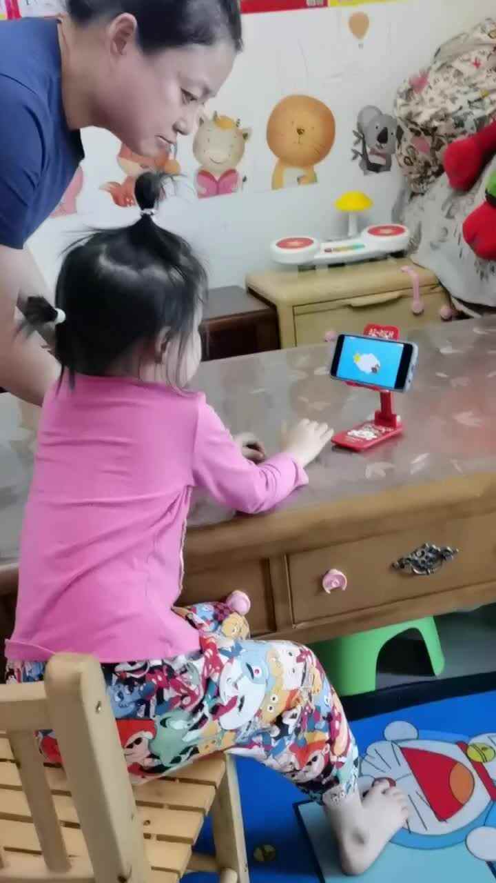 观看儿歌《一周七天之歌》