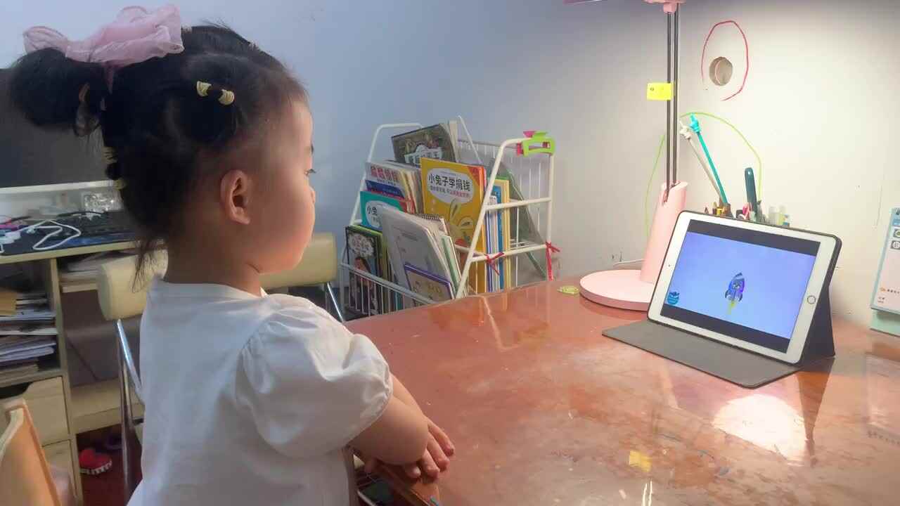 20230722陈彦兮闯关练习跟唱英文儿歌《十个十个数（整个数）》