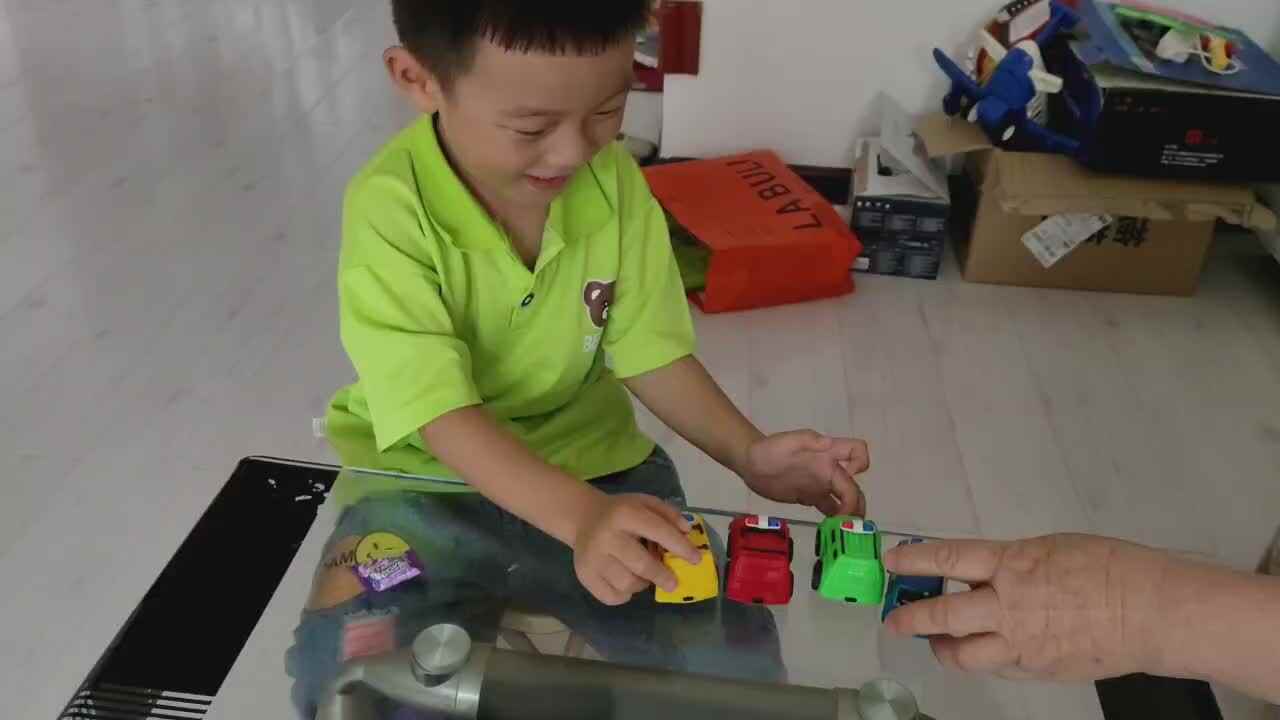 20230802中A班郭睿珩暑假-颜色分类.mp4