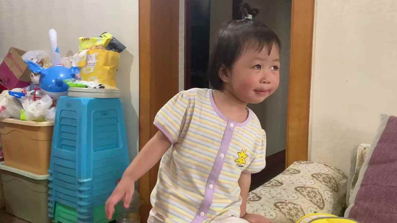 小A班20230904张艺涵礼貌问好练习.MOV
