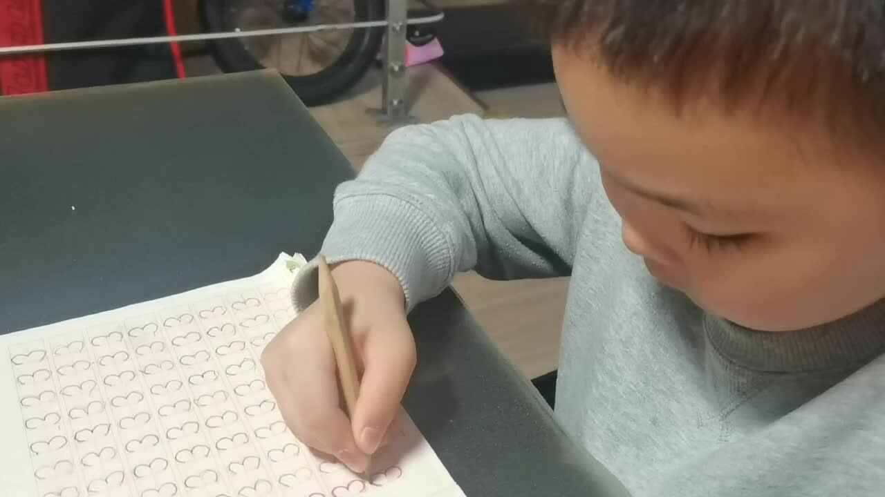 mmexport1698795130675.mp4