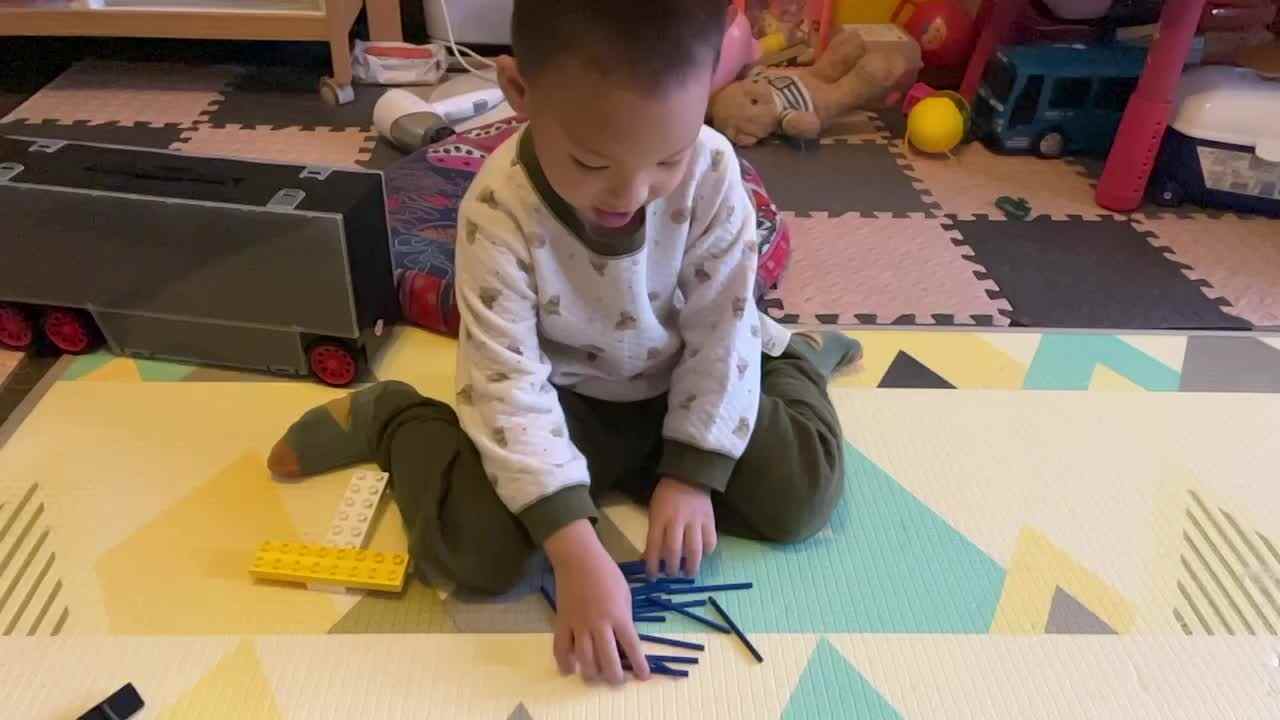 王奕喆“1”和“许多”