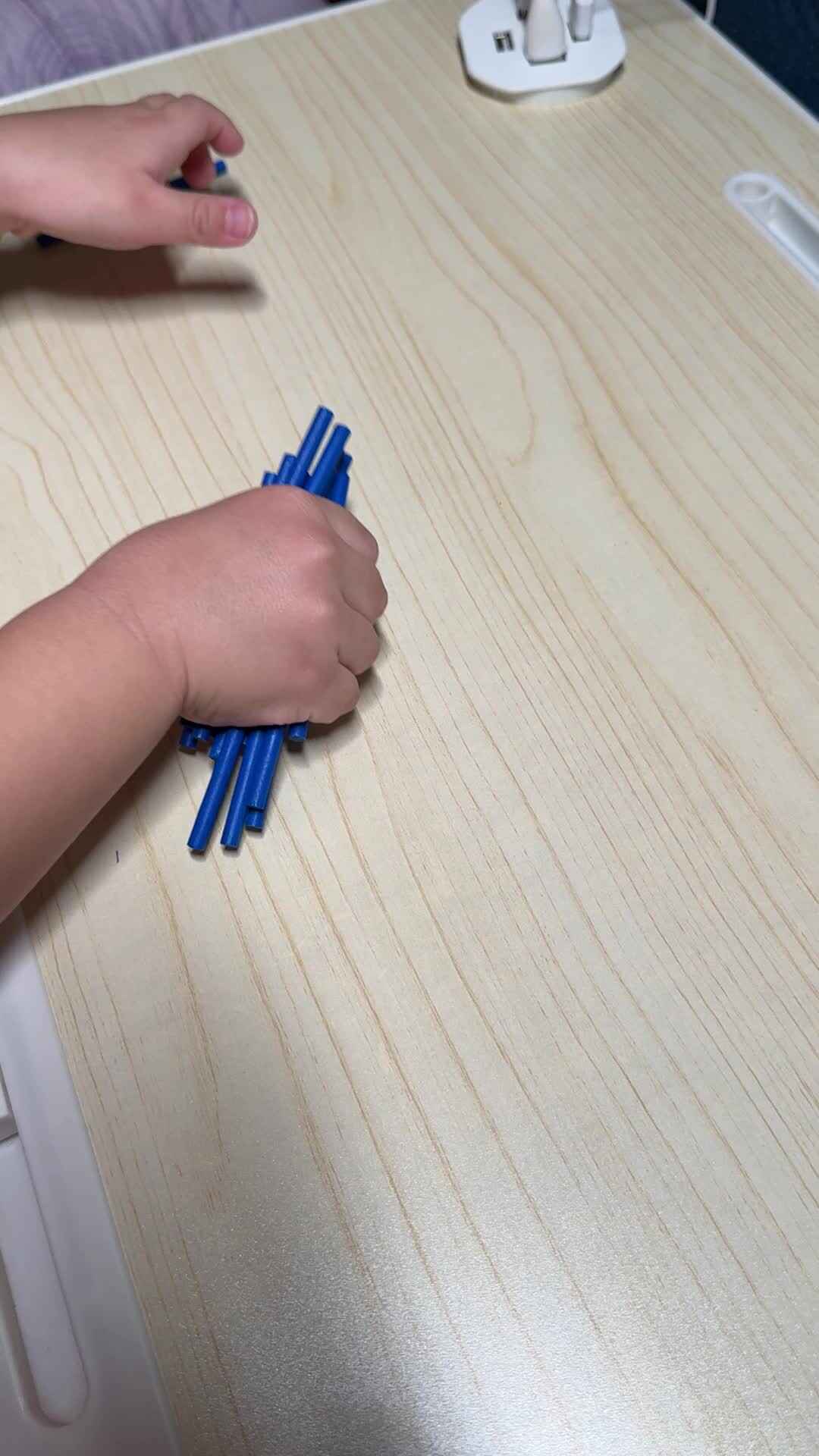 一和很多231007.mov