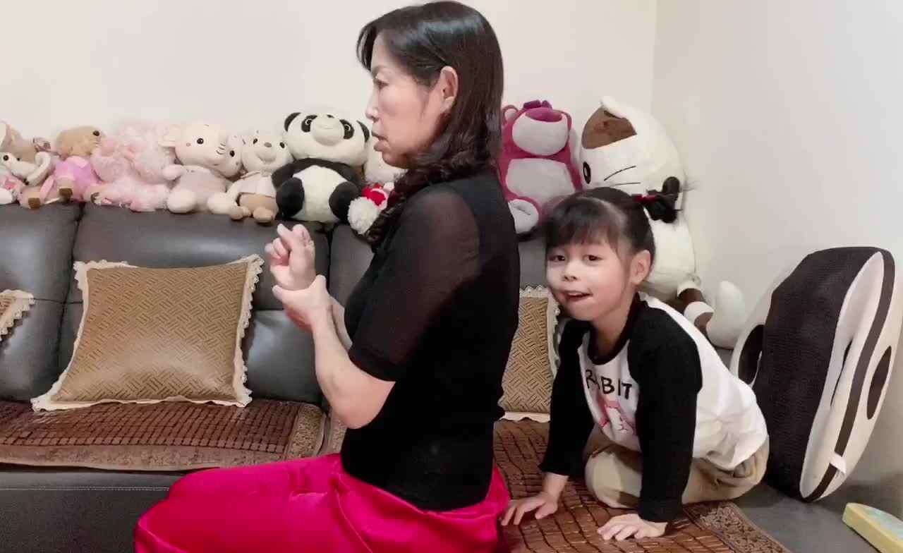 给外婆捶背/对不起，没关系/擤鼻涕