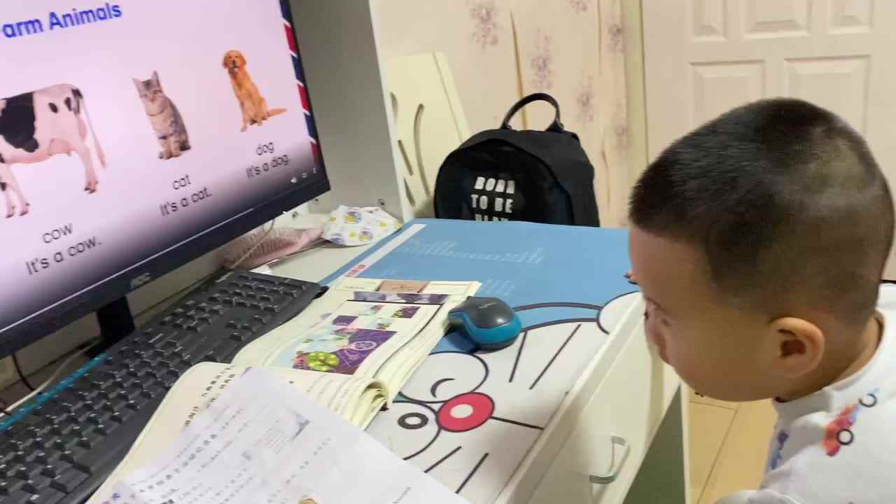 ⁣中B班吕子垚（Farm Animals朗读示范2）20231022.MOV