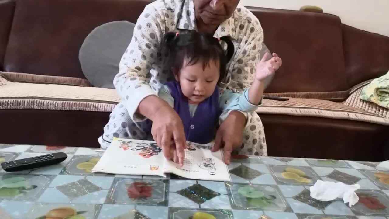 中A班李盈莹 指读《什么开花步步高》