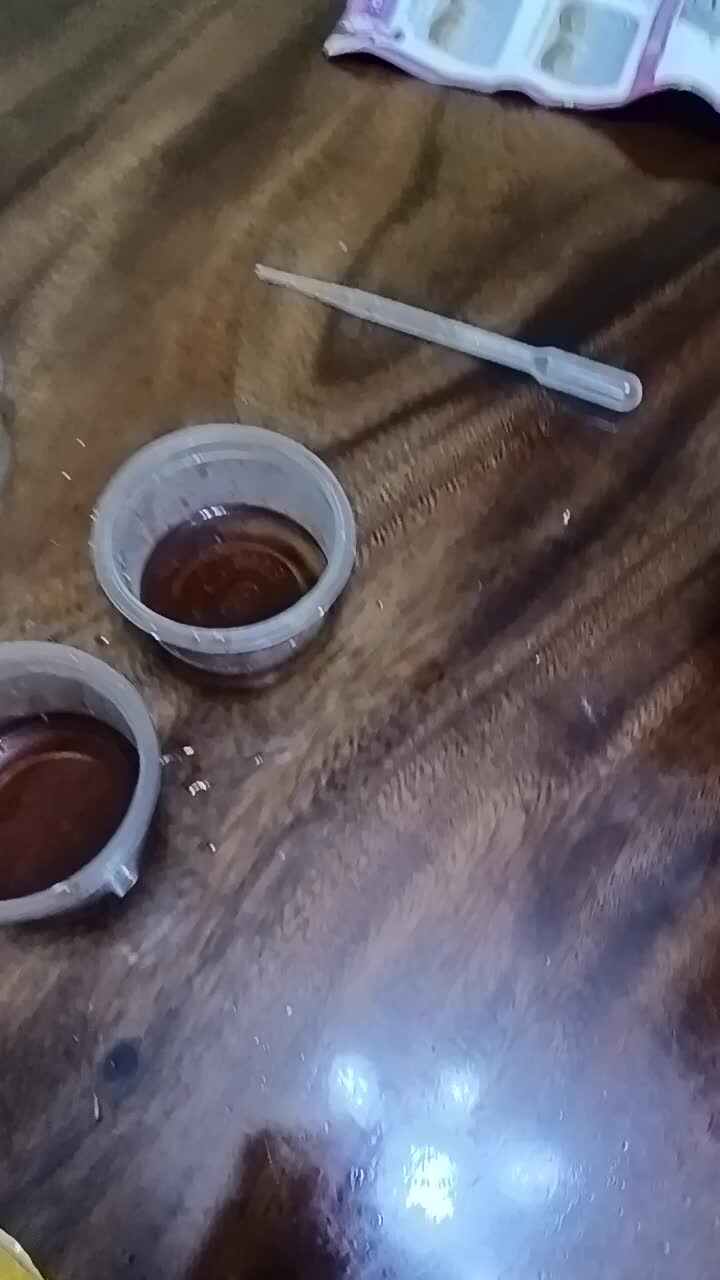 茶水变色