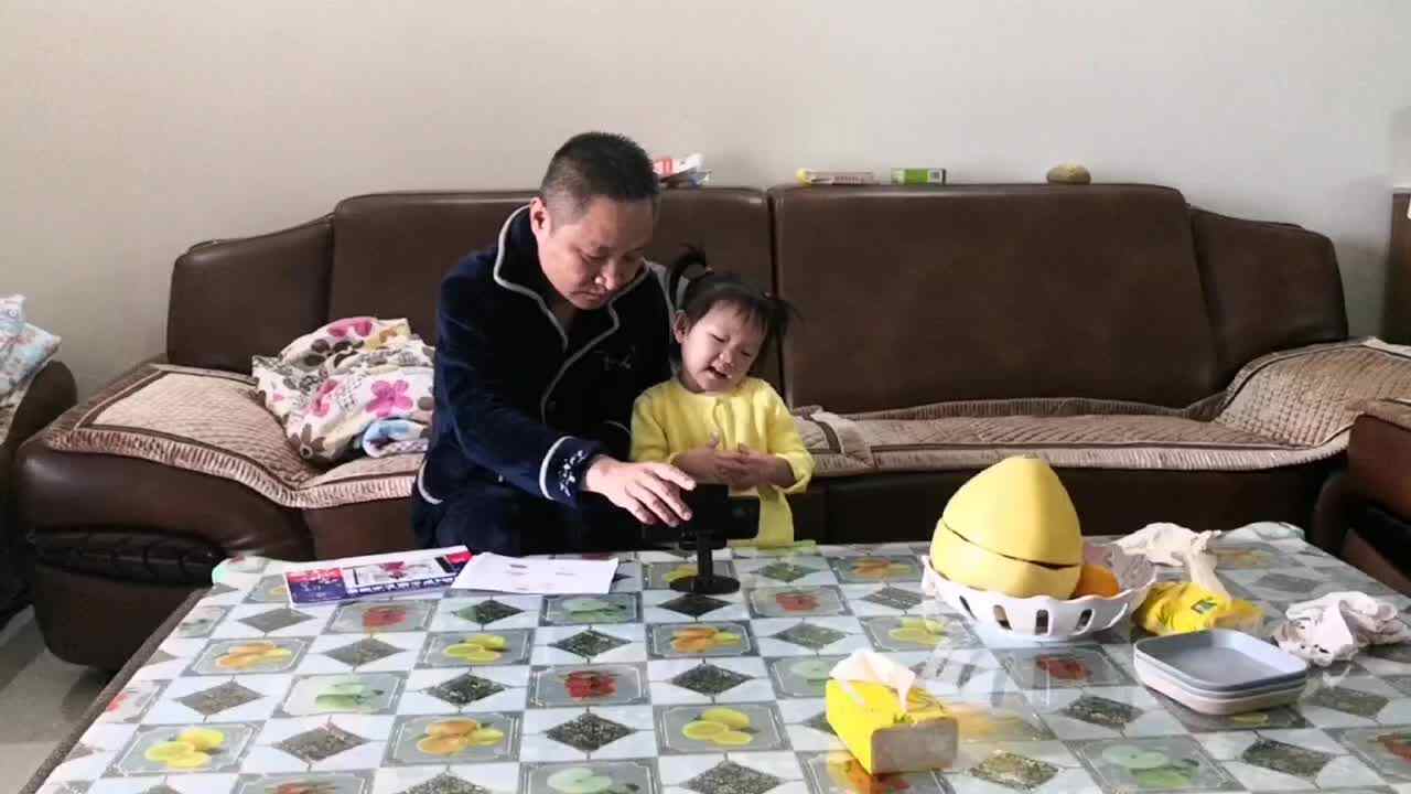中A班李盈莹 跟读《Desserts 朗读示范》