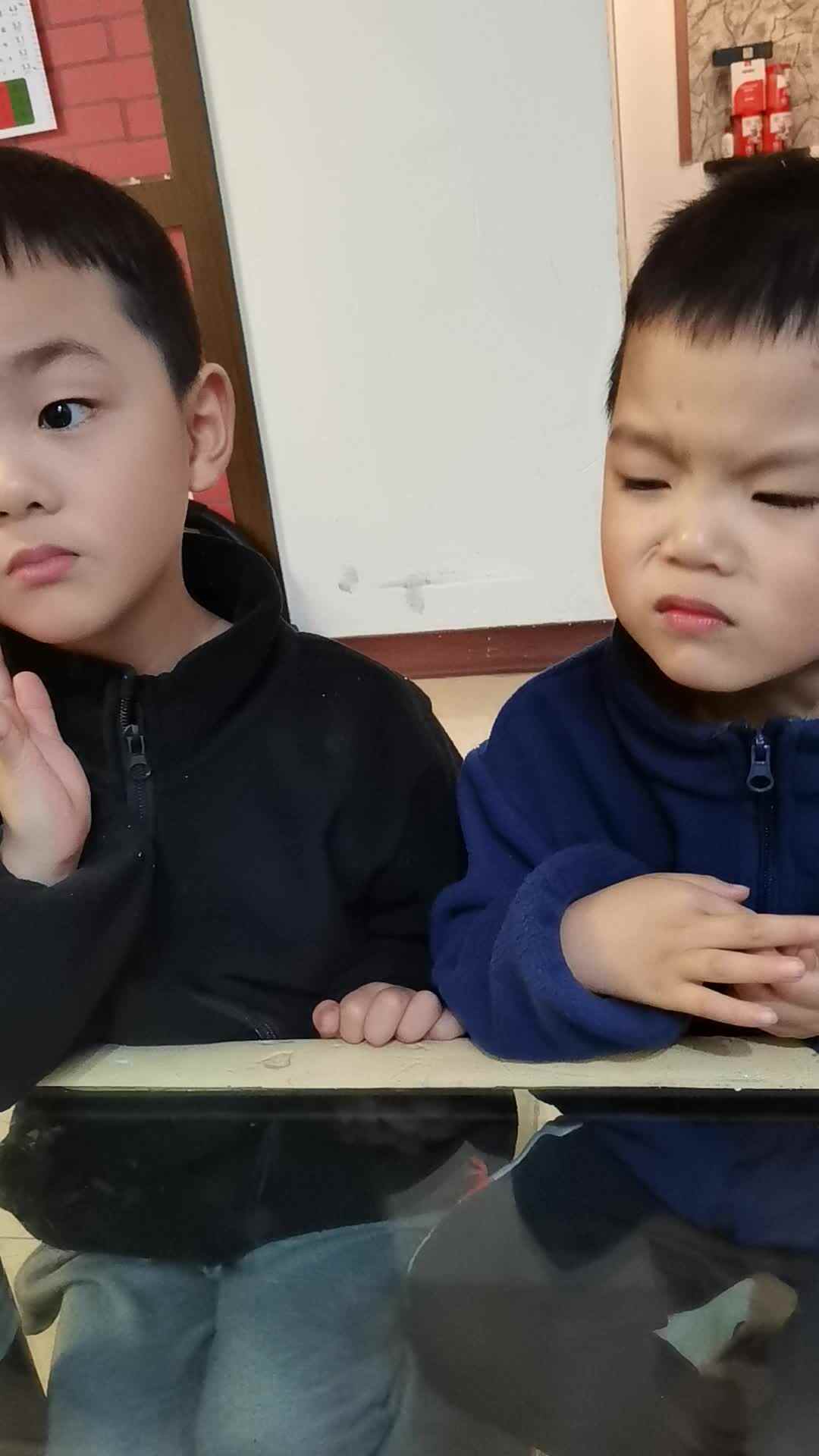 VID_20231126_200254.mp4